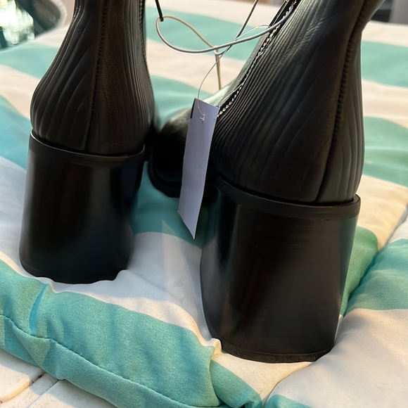 New!!! Zac Posen Tenesha Black Leather Heeled Ankle Boot Size 8.5 - Picture 7 of 14